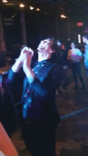 idkhow dallon gif